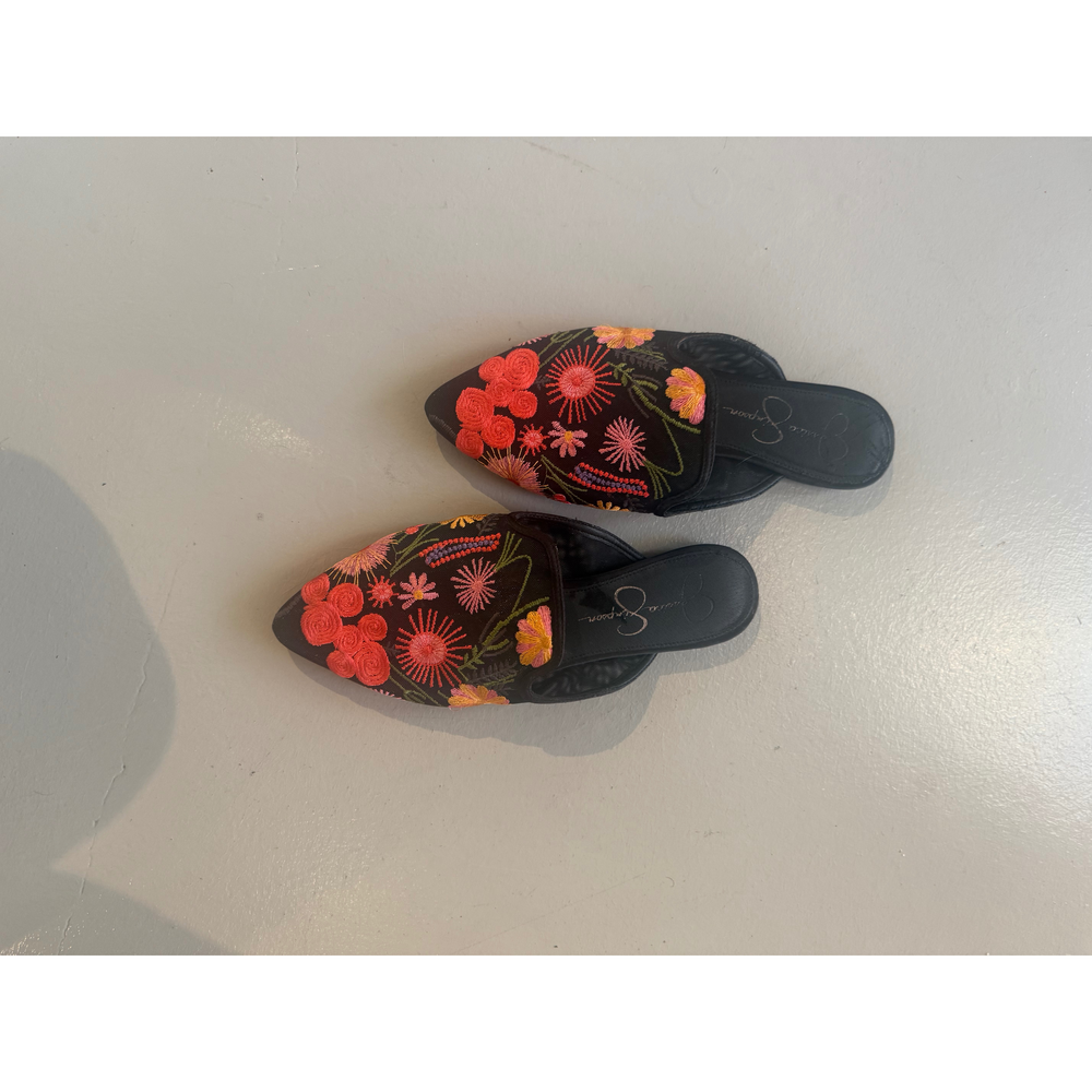 Jessica Simpson Black Floral Embroidered Pointed Toe Mule Flats - Picture 5 of 6